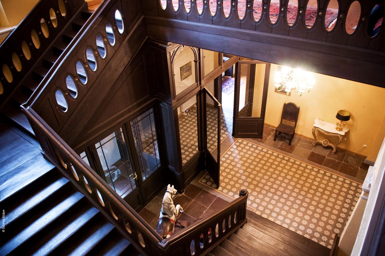 Hotel Hero Image 8